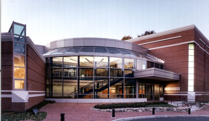 Stony Brook Middle School Theater - Dra Architects