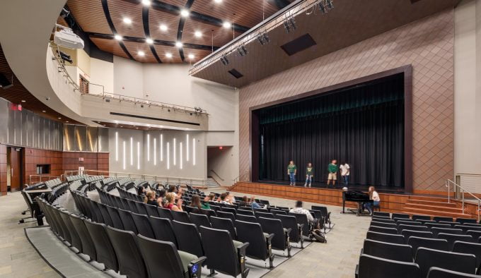 Middleborough High School Auditorium - DRA Architects